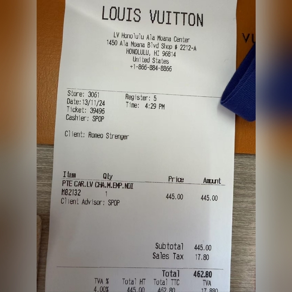 Louis Vuitton LV Charms Card Holder - Picture 12 of 12